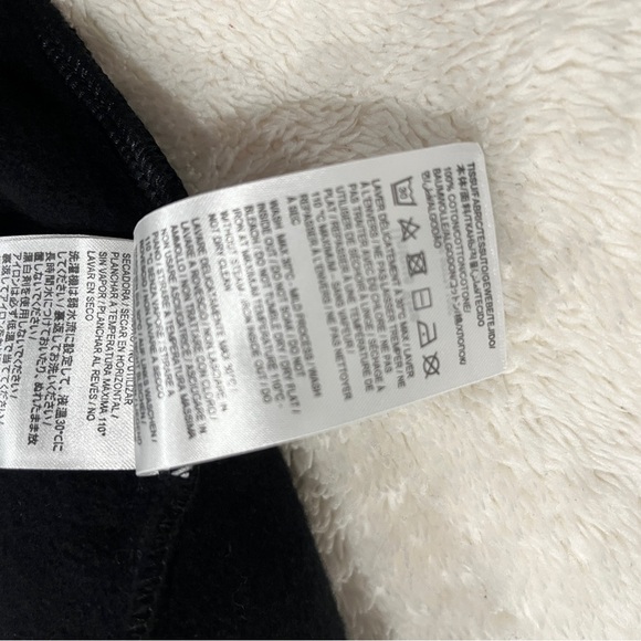 Saint Laurent Totebag in Fleece - Picture 8 of 11